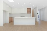 https://images.listonce.com.au/custom/160x/listings/25-stratford-court-mulgrave-vic-3170/248/01895248_img_03.jpg?IOF1o2R_Tb0
