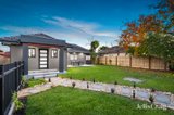 https://images.listonce.com.au/custom/160x/listings/25-strathallan-road-macleod-vic-3085/067/01639067_img_02.jpg?gZN0rSIOdcE