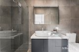 https://images.listonce.com.au/custom/160x/listings/25-strathallan-road-macleod-vic-3085/067/01639067_img_12.jpg?lvVp5qciYlU