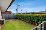 https://images.listonce.com.au/custom/160x/listings/25-waterloo-street-geelong-west-vic-3218/174/01910174_img_05.jpg?hn5r7VkC26g