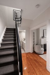 https://images.listonce.com.au/custom/160x/listings/25-webb-street-brighton-vic-3186/225/01977225_img_01.jpg?VFxj3iHfcc8