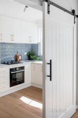 https://images.listonce.com.au/custom/160x/listings/250-52-tennyson-street-malvern-east-vic-3145/893/01145893_img_06.jpg?K-_nFlqYT9g