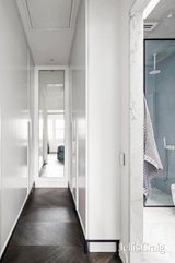 https://images.listonce.com.au/custom/160x/listings/250-canning-street-carlton-north-vic-3054/036/01771036_img_11.jpg?iuWNkudJ8P8