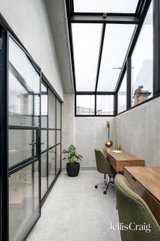https://images.listonce.com.au/custom/160x/listings/250-canning-street-carlton-north-vic-3054/036/01771036_img_13.jpg?i3DLEF67dms