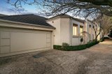 https://images.listonce.com.au/custom/160x/listings/250-davis-street-kew-vic-3101/717/01567717_img_01.jpg?EkT9H2C1FQc