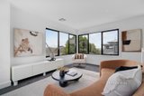 https://images.listonce.com.au/custom/160x/listings/250-kelvin-avenue-montmorency-vic-3094/419/01705419_img_10.jpg?Gh8skJazeAc