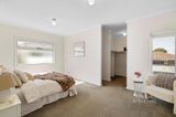 https://images.listonce.com.au/custom/160x/listings/250-patterson-road-bentleigh-vic-3204/327/01604327_img_09.jpg?rISMkj98vrU