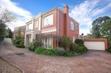https://images.listonce.com.au/custom/160x/listings/250-st-clems-road-doncaster-east-vic-3109/681/01702681_img_01.jpg?PaNwc8Ftzq0
