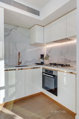 https://images.listonce.com.au/custom/160x/listings/2501c340331023101845-whitehorse-road-box-hill-vic-3128/928/01640928_img_08.jpg?GXWDtazdmg0