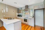 https://images.listonce.com.au/custom/160x/listings/251-anslow-street-woodend-vic-3442/134/01455134_img_04.jpg?LKW6IxJjqc8