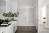 https://images.listonce.com.au/custom/160x/listings/251-domville-avenue-hawthorn-vic-3122/513/01817513_img_05.jpg?8OJNDdgwuB0