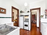 https://images.listonce.com.au/custom/160x/listings/251-foam-street-elwood-vic-3184/431/01794431_img_04.jpg?rWnP-V3WpnU