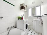 https://images.listonce.com.au/custom/160x/listings/251-foam-street-elwood-vic-3184/431/01794431_img_06.jpg?rDJUsgpzopw