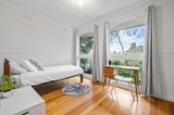 https://images.listonce.com.au/custom/160x/listings/251-greenwood-drive-bundoora-vic-3083/728/01285728_img_10.jpg?VSnluiM1qbM