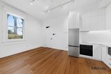 https://images.listonce.com.au/custom/160x/listings/251-hawthorn-rd-caulfield-north-vic-3161/420/01904420_img_17.jpg?0JZm9IRF3LA