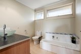 https://images.listonce.com.au/custom/160x/listings/251-mt-dandenong-road-ringwood-east-vic-3135/708/01517708_img_08.jpg?0_L8ObKAEZI