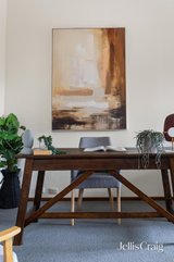 https://images.listonce.com.au/custom/160x/listings/2511-hannah-street-cheltenham-vic-3192/952/01900952_img_06.jpg?82wvYpQgGn0