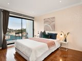 https://images.listonce.com.au/custom/160x/listings/2517-ascot-vale-road-flemington-vic-3031/218/00965218_img_05.jpg?FXJXdpNwoYU