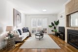 https://images.listonce.com.au/custom/160x/listings/252-barton-street-surrey-hills-vic-3127/196/01370196_img_01.jpg?l4poClZ5hoc