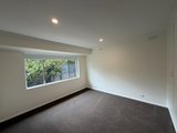 https://images.listonce.com.au/custom/160x/listings/252-jennings-street-kyneton-vic-3444/773/01858773_img_16.jpg?sNvLsEe5sc4