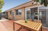 https://images.listonce.com.au/custom/160x/listings/252-tudor-street-bentleigh-east-vic-3165/900/01583900_img_09.jpg?_J62s6eDSR4