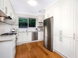 https://images.listonce.com.au/custom/160x/listings/252-windsor-crescent-surrey-hills-vic-3127/945/01683945_img_04.jpg?18dgkX8DBwA