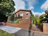 https://images.listonce.com.au/custom/160x/listings/253-disraeli-street-kew-vic-3101/404/01594404_img_01.jpg?dIkOAZyOG4A