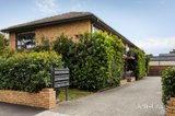 https://images.listonce.com.au/custom/160x/listings/253-grove-road-hawthorn-vic-3122/147/01913147_img_01.jpg?MEMZFZxpdoc