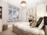 https://images.listonce.com.au/custom/160x/listings/253-hotham-street-elsternwick-vic-3185/530/01793530_img_07.jpg?UjXAHymvMs0