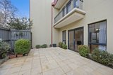 https://images.listonce.com.au/custom/160x/listings/2537-tooronga-road-hawthorn-east-vic-3123/790/01768790_img_11.jpg?tZ_IBmufYyE