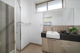 https://images.listonce.com.au/custom/160x/listings/254-panoramic-grove-glen-waverley-vic-3150/420/01719420_img_09.jpg?-T93irhDIY8