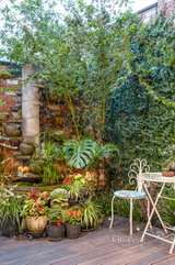 https://images.listonce.com.au/custom/160x/listings/254-rathdowne-street-carlton-vic-3053/047/01181047_img_18.jpg?6iE4CmhukXk