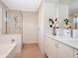 https://images.listonce.com.au/custom/160x/listings/255-albert-hill-road-lilydale-vic-3140/248/01526248_img_10.jpg?e1UAB5PXtEY