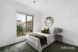 https://images.listonce.com.au/custom/160x/listings/255-clay-street-moorabbin-vic-3189/821/01927821_img_09.jpg?p353SP0a4uQ