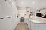 https://images.listonce.com.au/custom/160x/listings/255-hull-road-croydon-vic-3136/322/01724322_img_06.jpg?yXC6G05FSoM