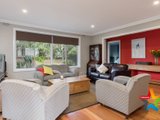 https://images.listonce.com.au/custom/160x/listings/255-hull-road-mooroolbark-vic-3138/605/01524605_img_03.jpg?MdQPPrOem6o