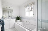 https://images.listonce.com.au/custom/160x/listings/2558-orrong-road-armadale-vic-3143/539/01932539_img_08.jpg?Li7jaynWZcw