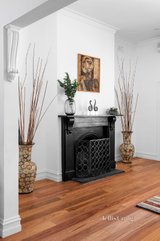 https://images.listonce.com.au/custom/160x/listings/256-drummond-street-carlton-vic-3053/665/01691665_img_03.jpg?QqbCEqS2VH8
