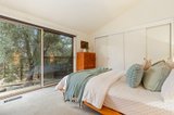 https://images.listonce.com.au/custom/160x/listings/256-hawthorn-road-vermont-south-vic-3133/130/00824130_img_06.jpg?jMG1qKfqe9k