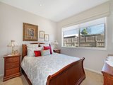 https://images.listonce.com.au/custom/160x/listings/256-hull-road-croydon-vic-3136/448/01525448_img_12.jpg?CZX5RuqGtm4