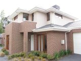 https://images.listonce.com.au/custom/160x/listings/257-parker-street-templestowe-lower-vic-3107/072/01773072_img_01.jpg?7NUpTu079uQ