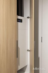 https://images.listonce.com.au/custom/160x/listings/257a-rathmines-street-fairfield-vic-3078/005/01808005_img_23.jpg?Tk9Lqub2HCo
