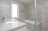 https://images.listonce.com.au/custom/160x/listings/258-albert-street-mount-waverley-vic-3149/729/01725729_img_04.jpg?_9UQN0nmWbc