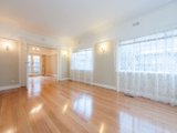 https://images.listonce.com.au/custom/160x/listings/258-elgar-road-box-hill-vic-3128/772/01743772_img_02.jpg?jr_uwFp0WjA