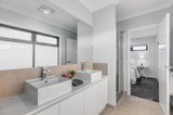 https://images.listonce.com.au/custom/160x/listings/258-larch-crescent-mount-waverley-vic-3149/773/01987773_img_01.jpg?LLgmhrFSfpQ