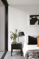 https://images.listonce.com.au/custom/160x/listings/258-lord-street-richmond-vic-3121/927/01688927_img_12.jpg?SpDJCNSzNx4