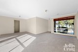 https://images.listonce.com.au/custom/160x/listings/2581-south-road-bentleigh-east-vic-3165/565/01702565_img_12.jpg?1Ima6fzhokI