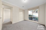 https://images.listonce.com.au/custom/160x/listings/2581-south-road-bentleigh-east-vic-3165/565/01702565_img_13.jpg?pib_TBUxu_4