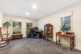 https://images.listonce.com.au/custom/160x/listings/259-batman-road-eltham-vic-3095/954/01721954_img_04.jpg?6bA5z9lnfyc