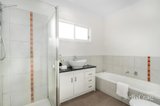 https://images.listonce.com.au/custom/160x/listings/2590-blackburn-road-glen-waverley-vic-3150/583/01767583_img_08.jpg?gJK_g7-9NuQ